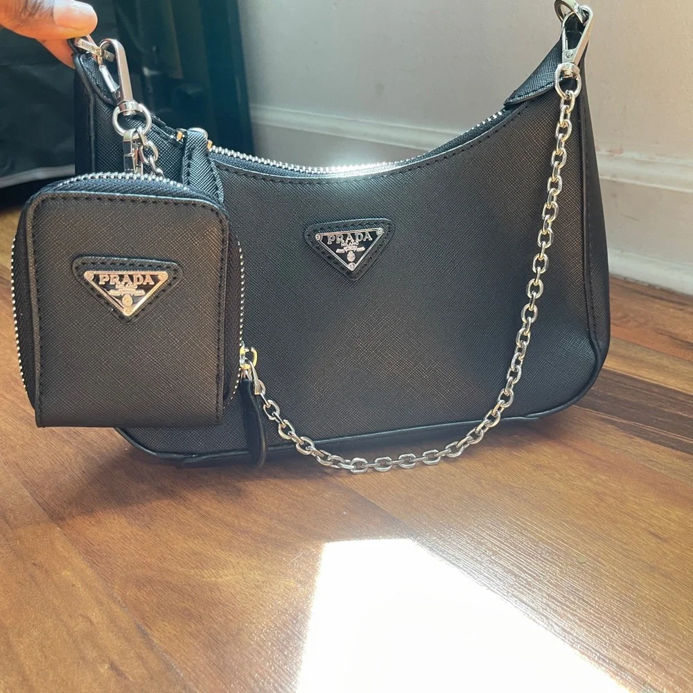 Designer Black Shoulder Bag with Chain Accent
